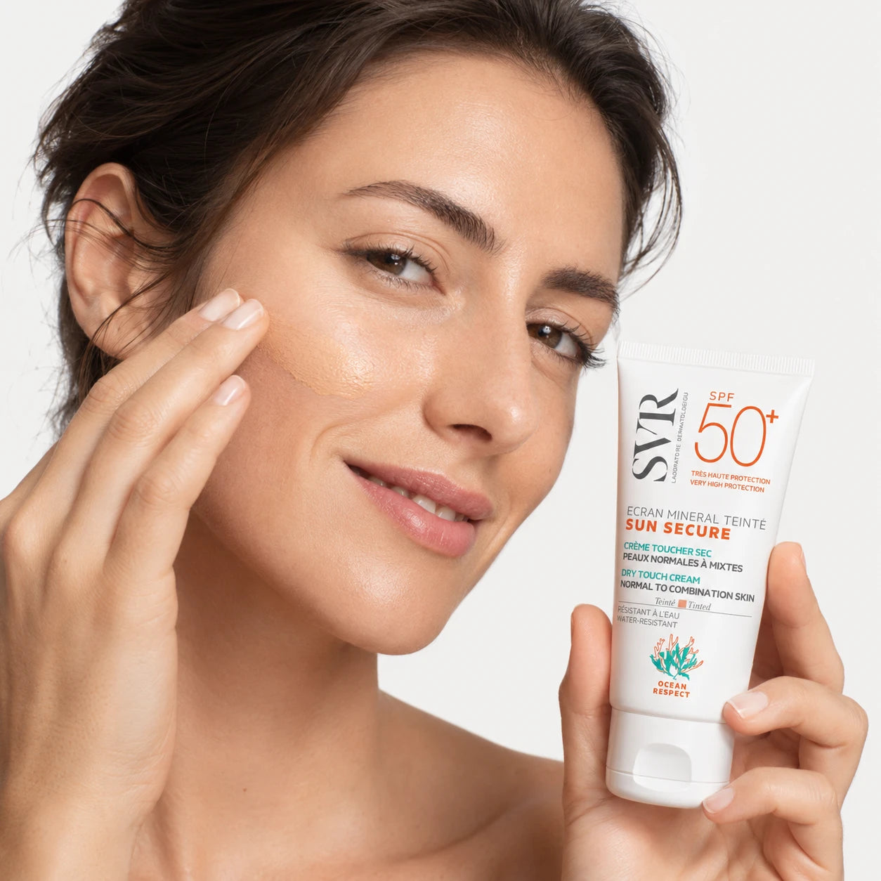 Protector Solar Mineral con Color SPF50 · SVR